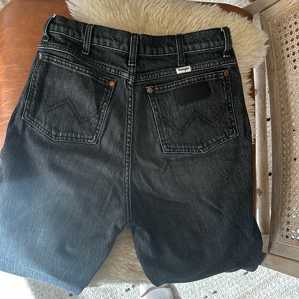 WOMEN'S WRANGLER WILD WEST 603 HIGH RISE STRAIGHT JEAN IN ESSENTIAL BLACK